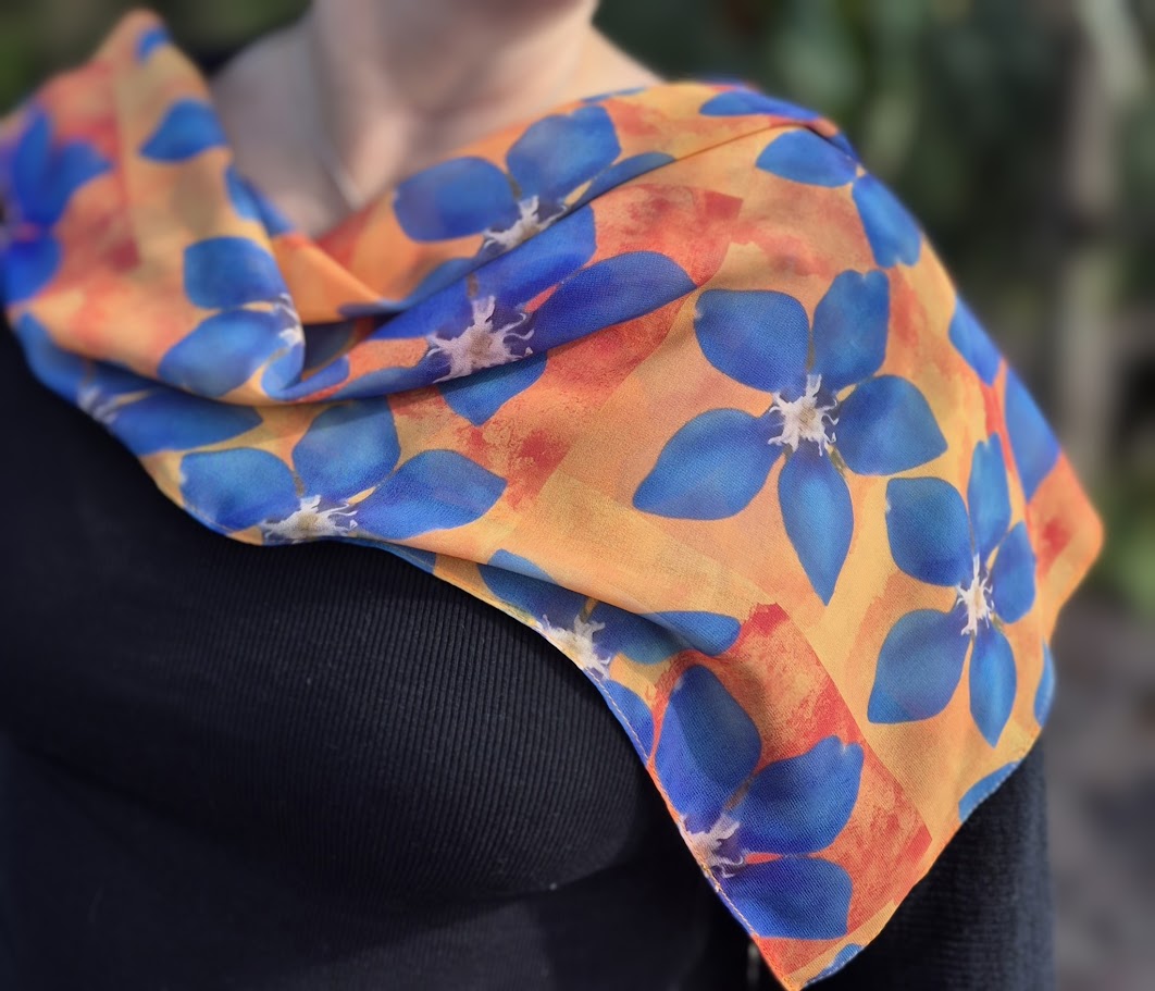 Signature Scarf - Woven Motion Design